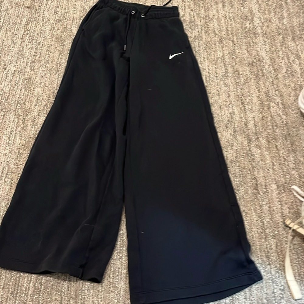 Nike Wide-leg Black Sweats